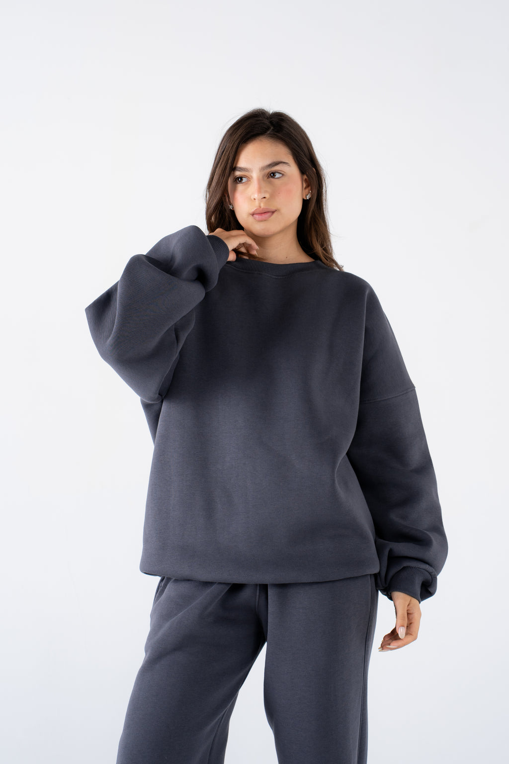 Pebble grey crewneck