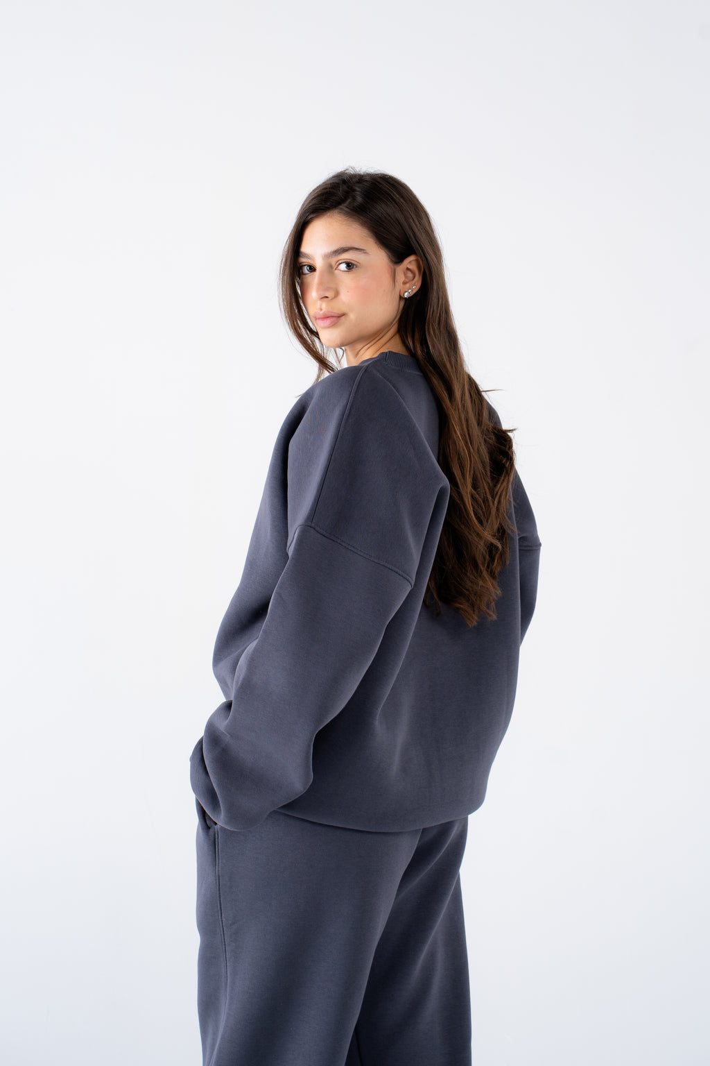 Pebble grey crewneck